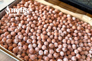 Dondurucu İçin Bulgur Köftesi (Asla Dağılmayan)