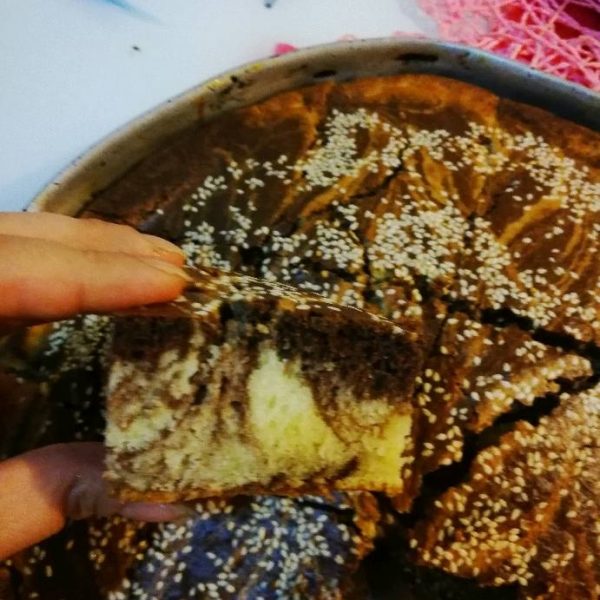 Çok Kabaran Zebra Tepsi Keki (Mega Kek) Nefis Yemek Tarifleri