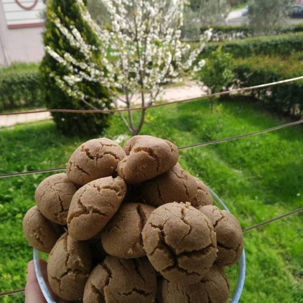 Kahve Yanı Bayatlamayan Kurabiye Nefis Yemek Tarifleri