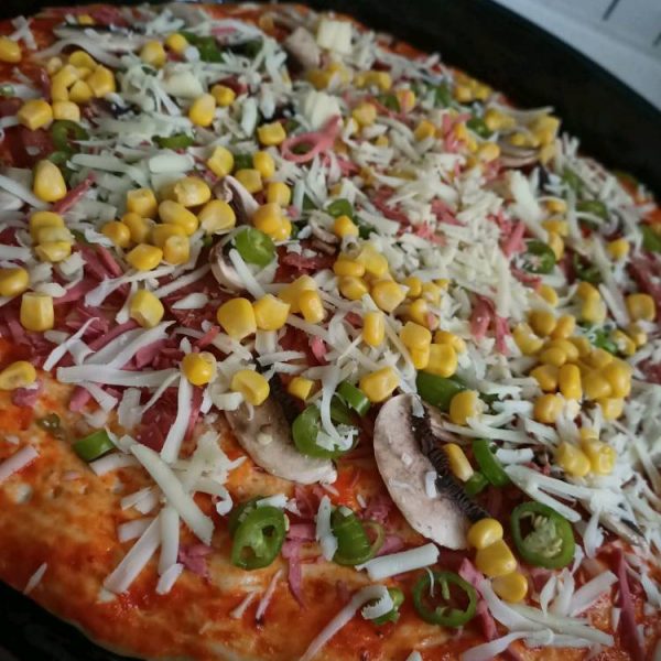 Pizza Tarifi (4 Büyük Tepsi) Nefis Yemek Tarifleri