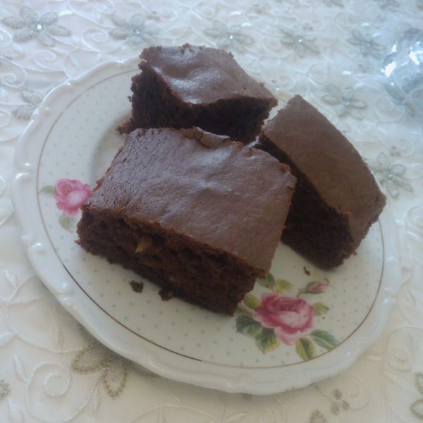 Browni Tadında Fındıklı Kek Tarifi (videolu) Nefis Yemek Tarifleri