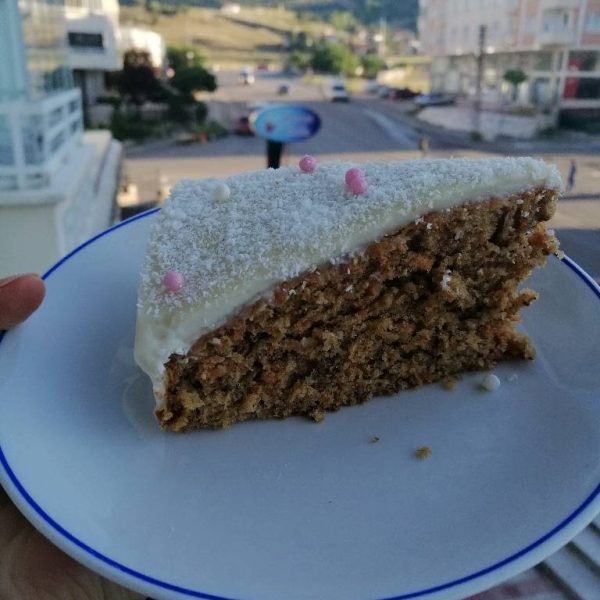Havuçlu Cevizli Muhallebili Tart Kek Nefis Yemek Tarifleri