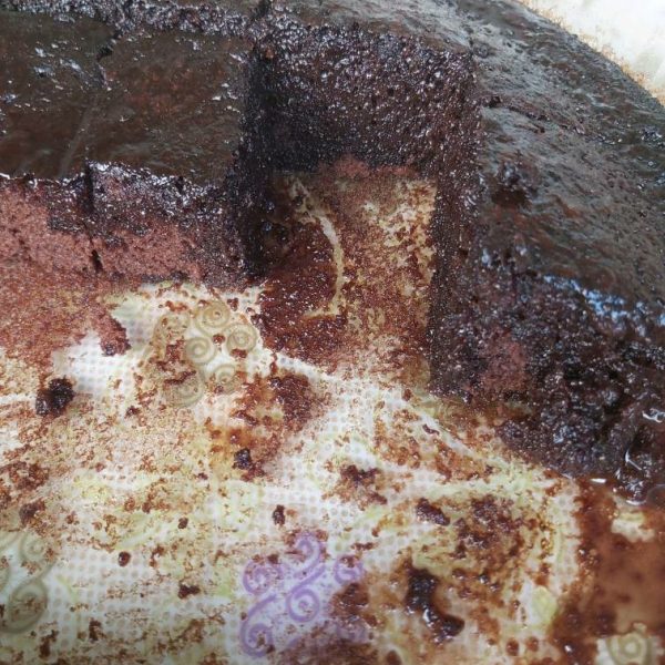 Bol Soslu Islak Kek (Pastaneden Alınmış Gibi) Nefis Yemek Tarifleri