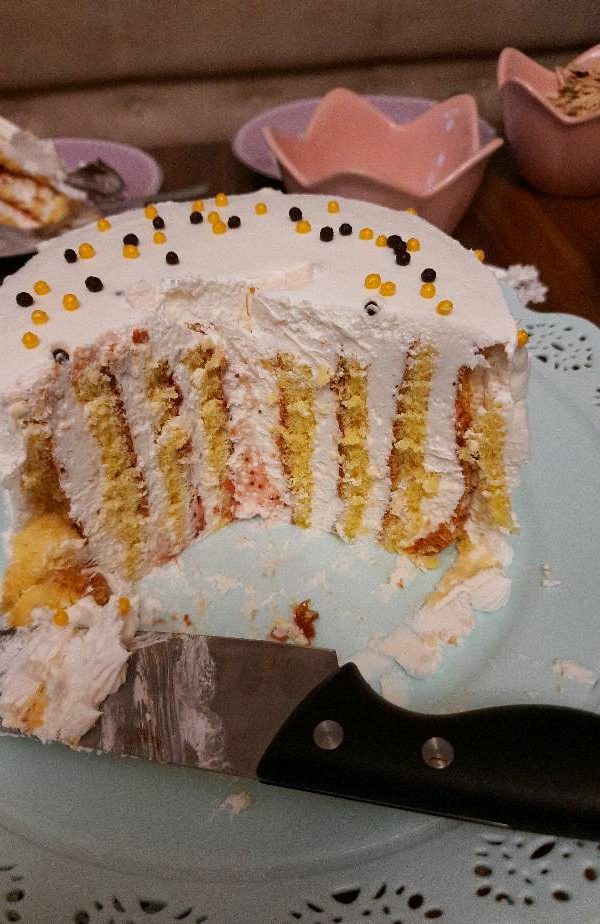 Fırın Tepsisinde Dikey Yaş Pasta Tarifi Nefis Yemek Tarifleri